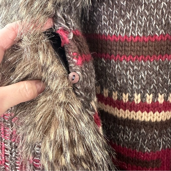 Twelfth Street by Cynthia Vincent sweater - Picture 7 of 7